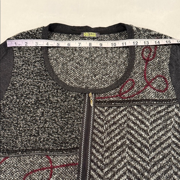 Dolcezza Sweater Black Burgundy Gray Patchwork with Zipper Embellishment Women - Picture 5 of 8